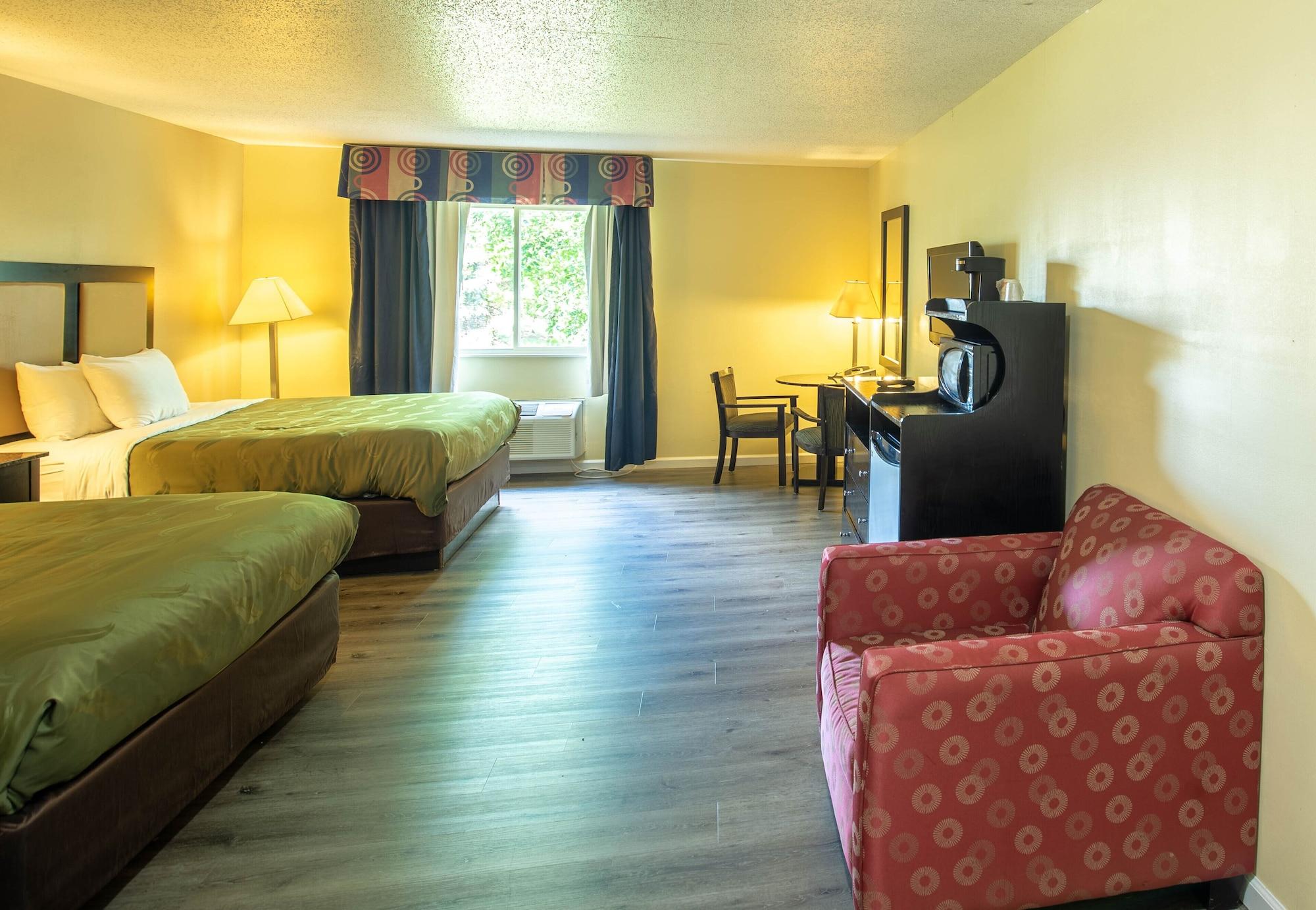 Quality Inn & Suites Woodstock Near Lake Geneva Exteriér fotografie