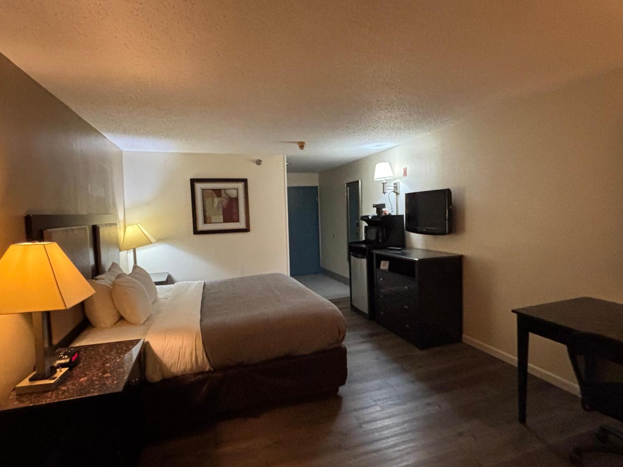 Quality Inn & Suites Woodstock Near Lake Geneva Exteriér fotografie