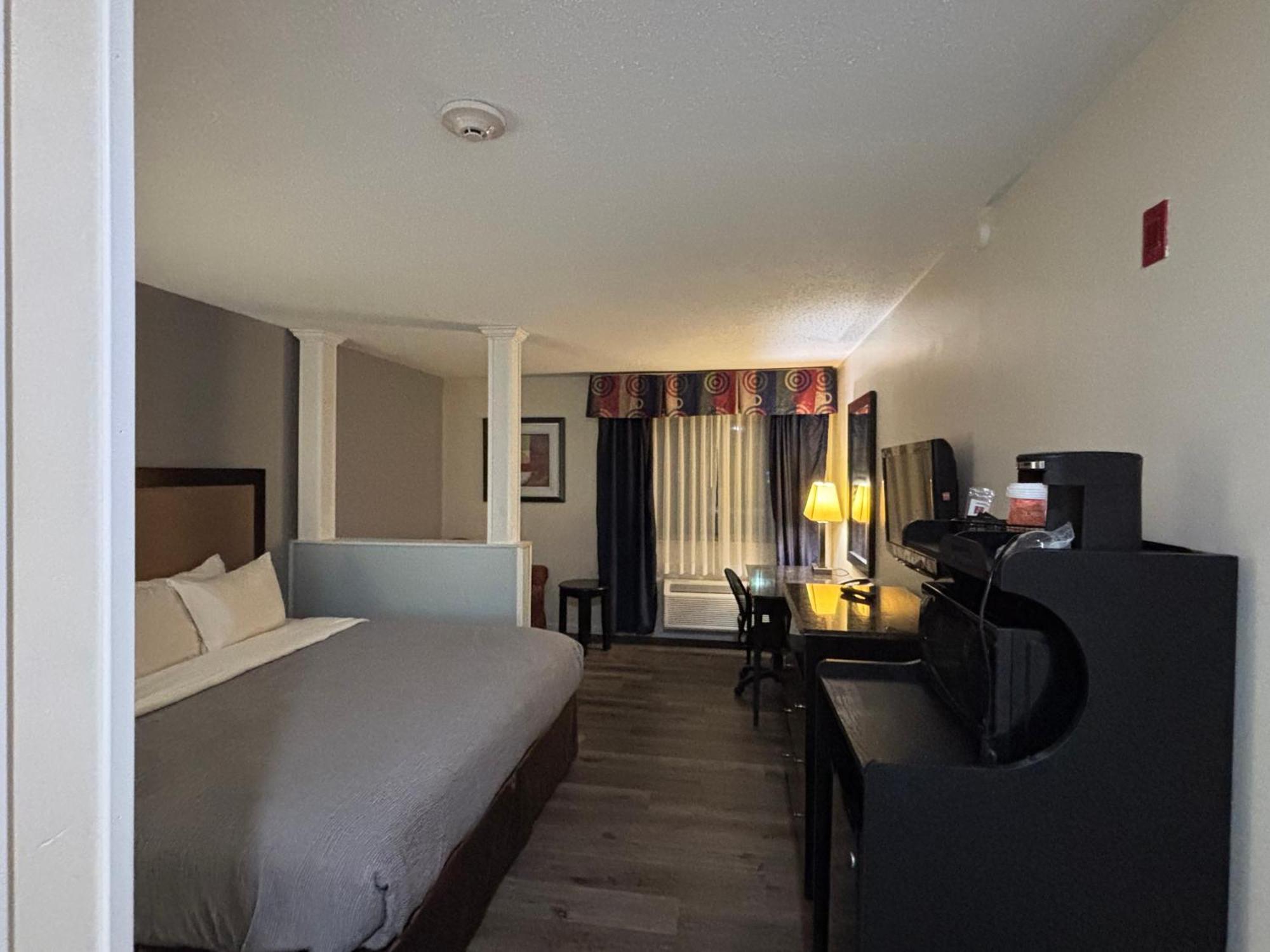 Quality Inn & Suites Woodstock Near Lake Geneva Exteriér fotografie