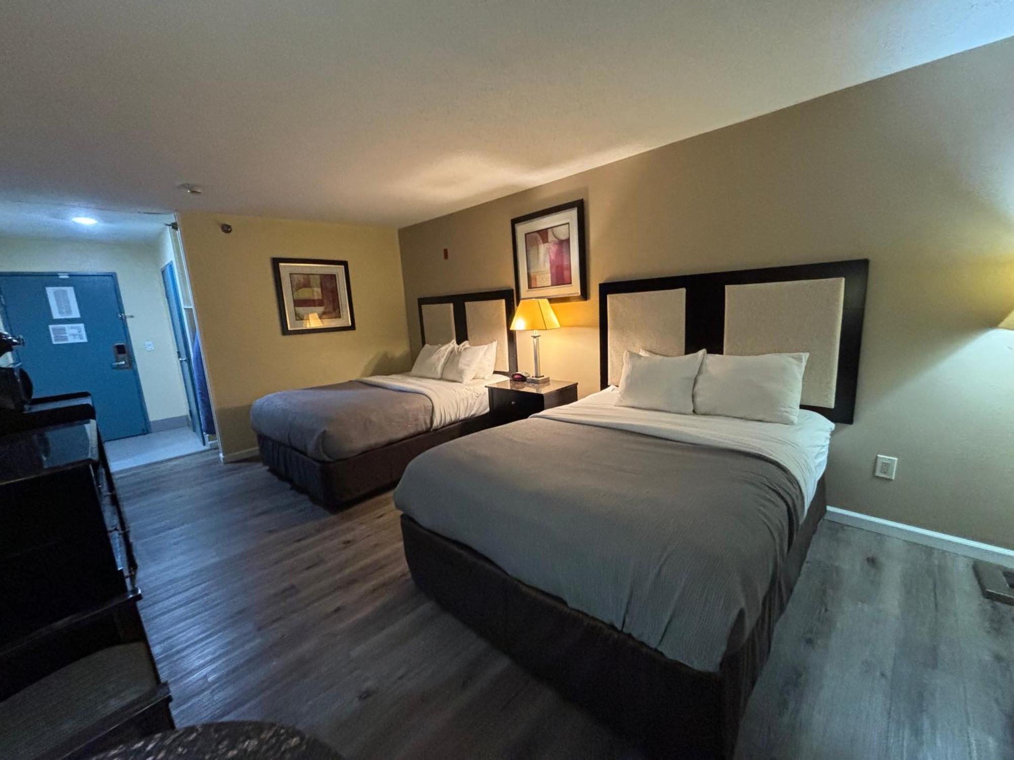 Quality Inn & Suites Woodstock Near Lake Geneva Exteriér fotografie